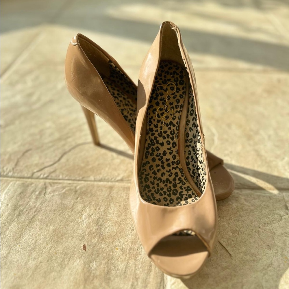 Jessica Simpson Tan Peep-Toe Heels with Leopard Lining